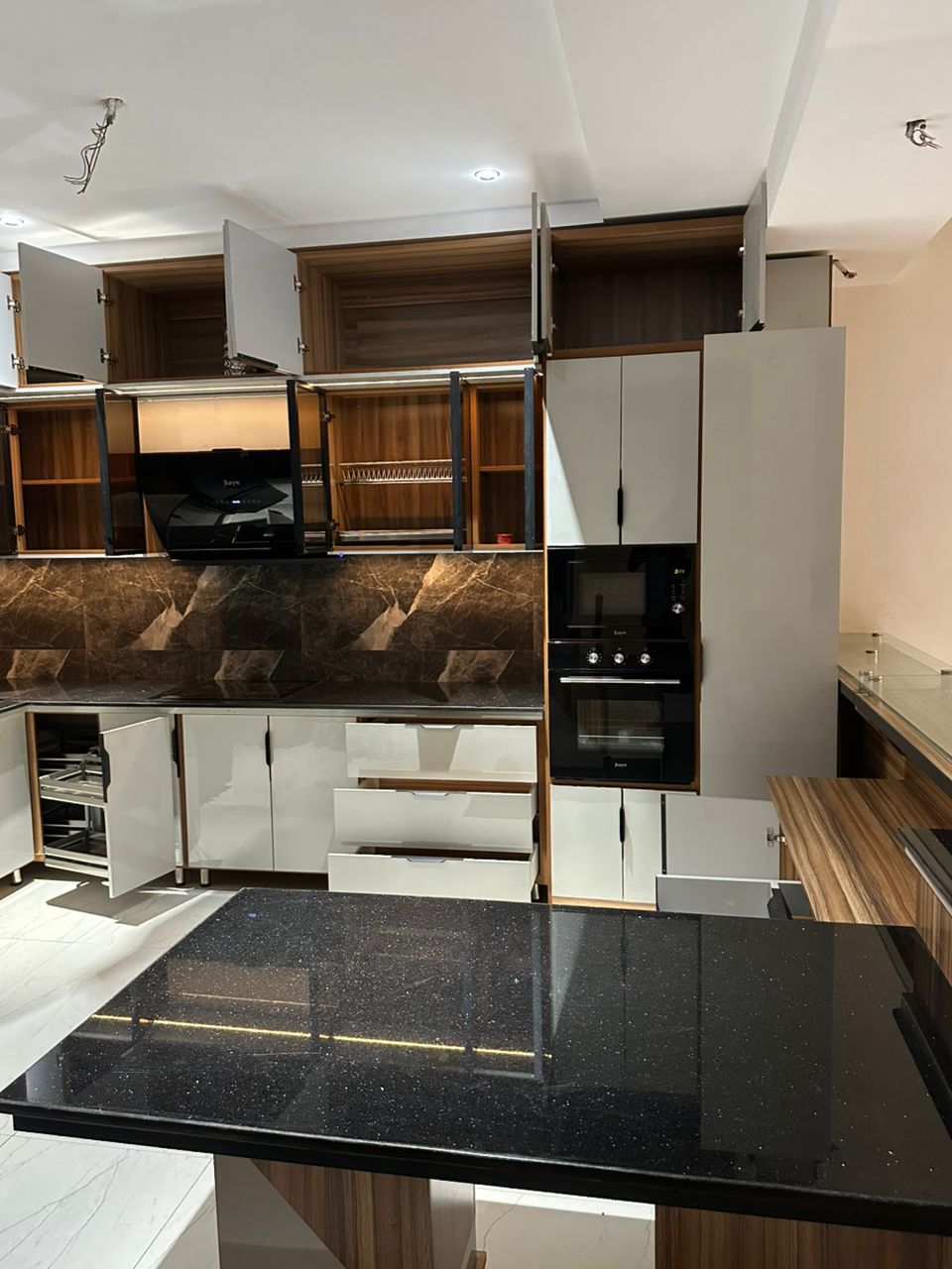 Cuisine Équipée Modèle 2